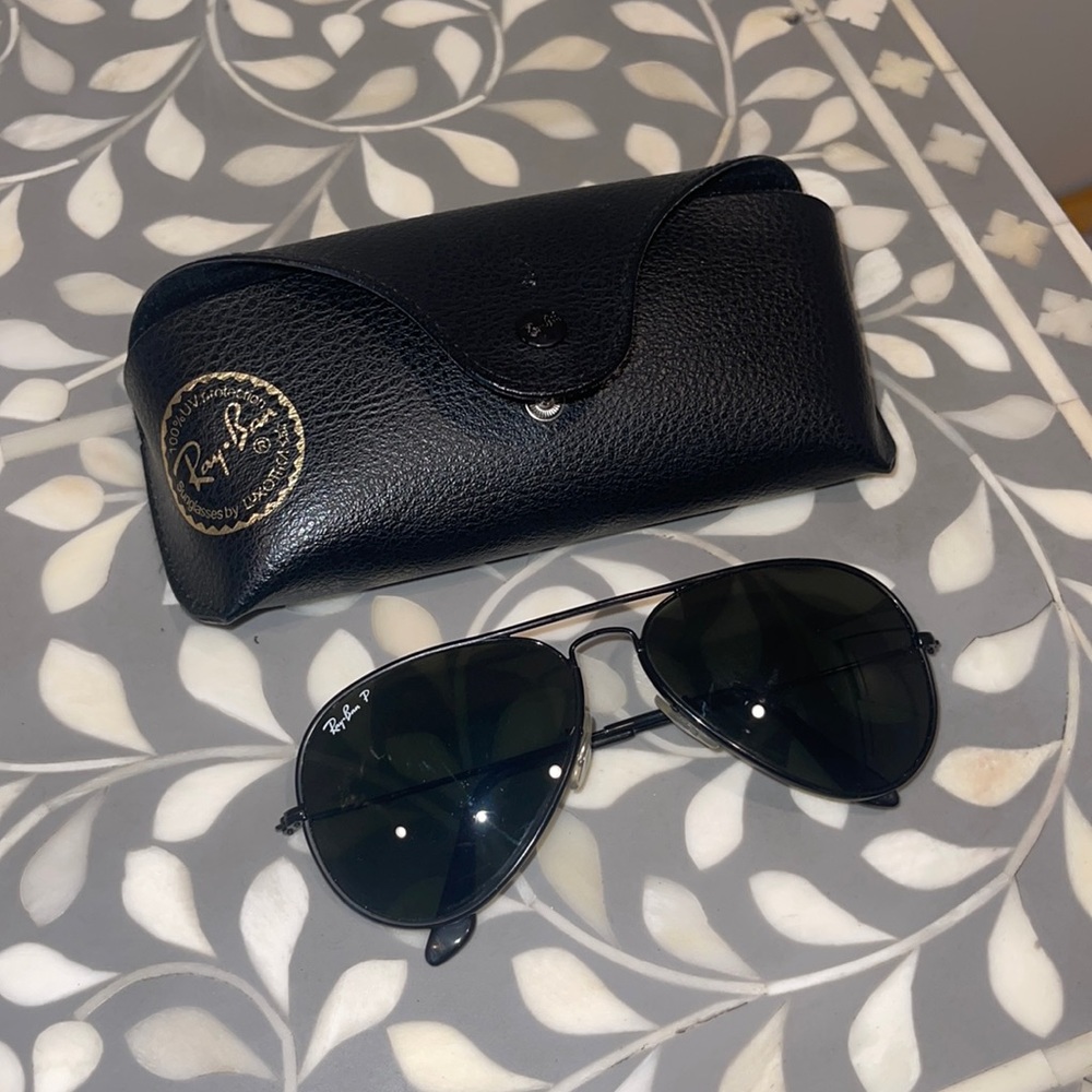 Ray Ban Black Aviator Polarized Sunglasses RB 3025 002/58